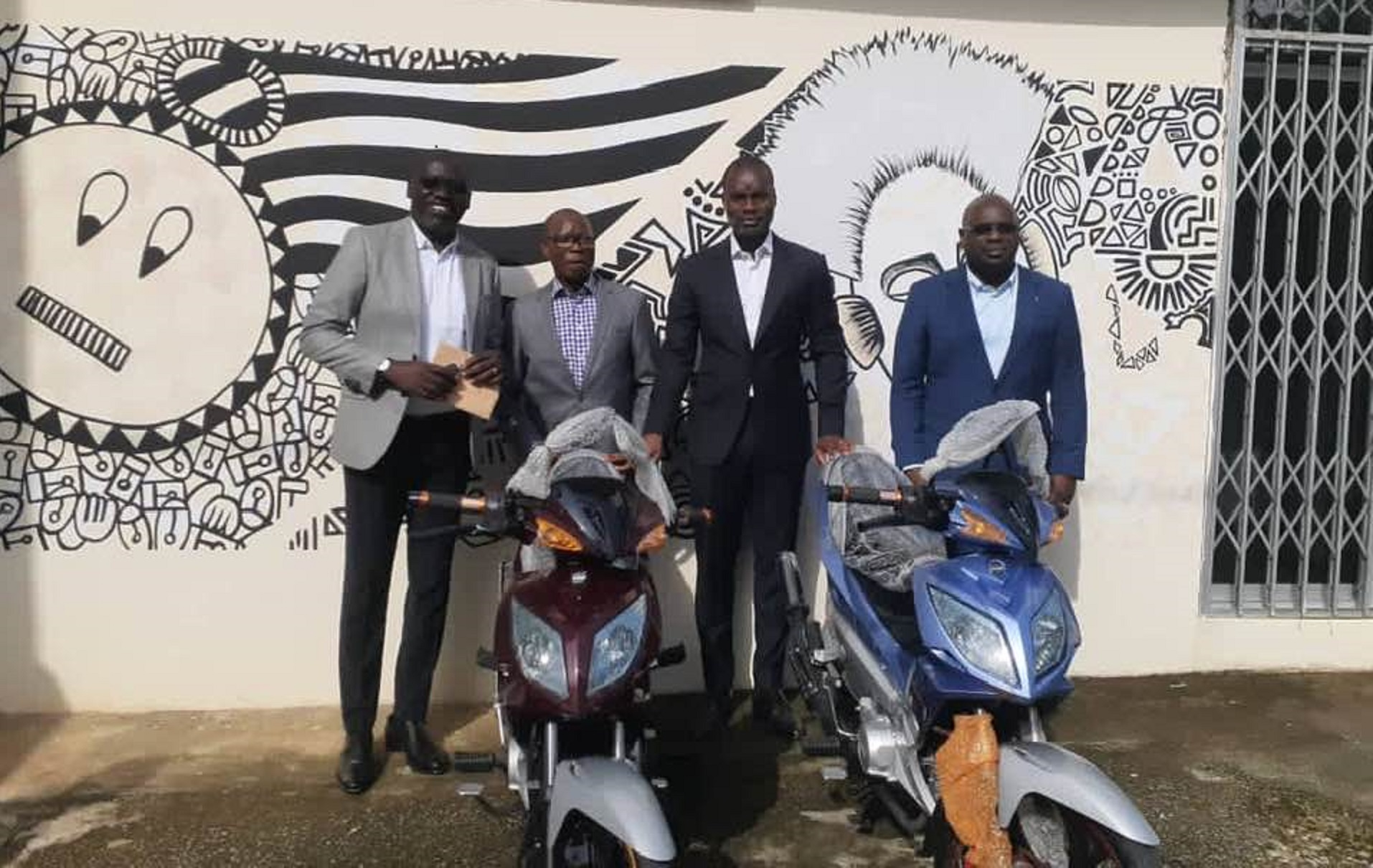 LE PRESIDENT DE L’URPCI TEMOIN D’UN DON DU DEPUTE MAIRE DE BINGERVILLE A SA RADIO